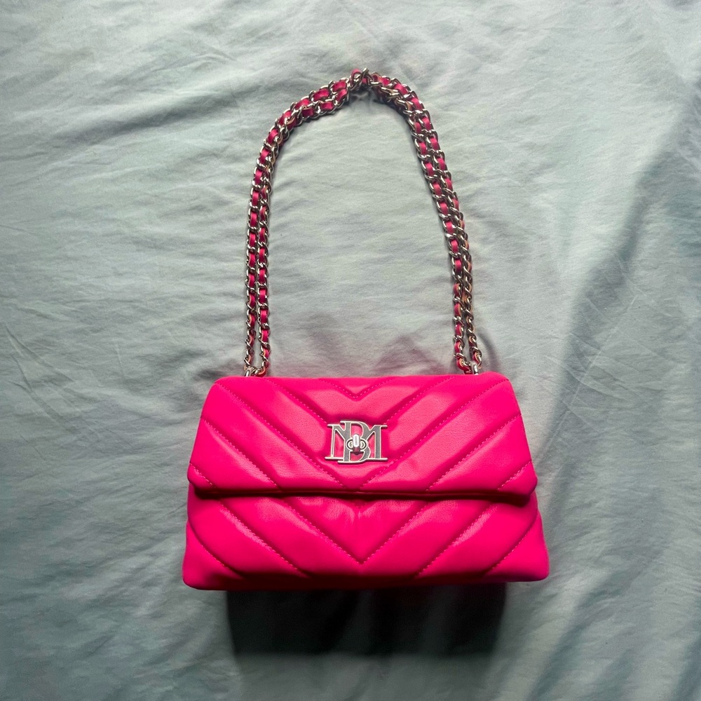 Chevron Flap Gold Chain Purse